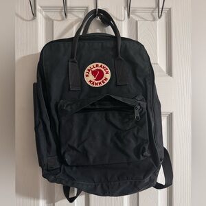 Fjallraven Backpack| Dark Blue